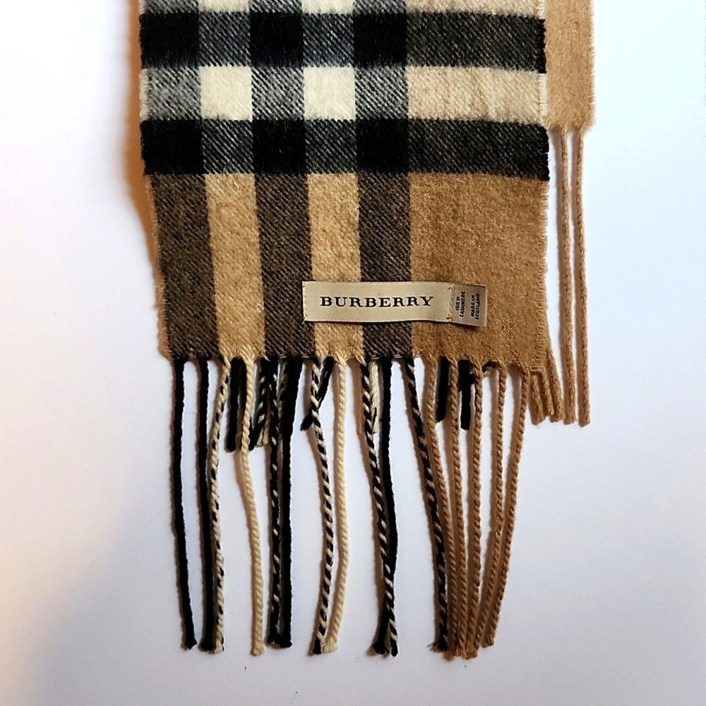 Burberry 100% Cashmere Scarf